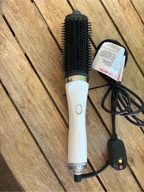 GHD DUET BLOW DRY BRUSH Styler in White
